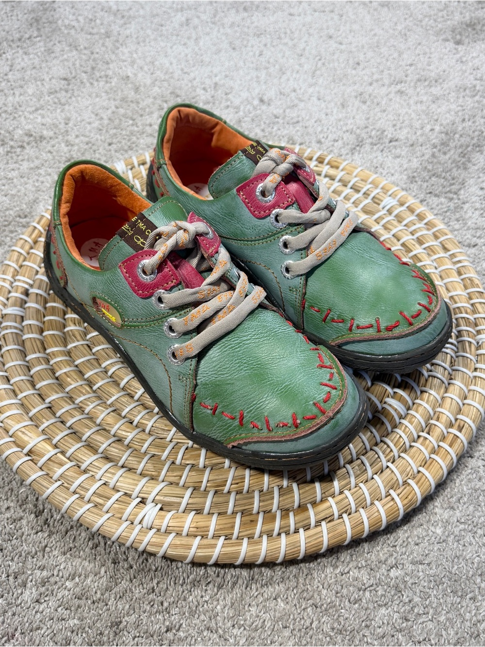 TMA Eyes Women’s Original TMA Time Green Leather Shoes Comfort Lace Up 6
